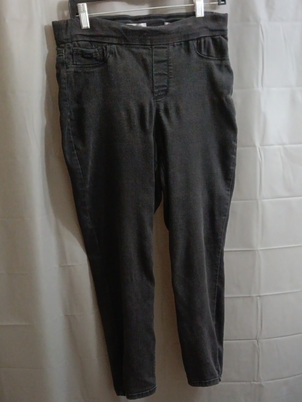 Nine West Black Pull-On Polyester Spandex Stretch Jeans